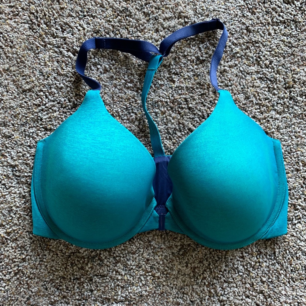 Victoria’s Secret 34dd racerback bra.